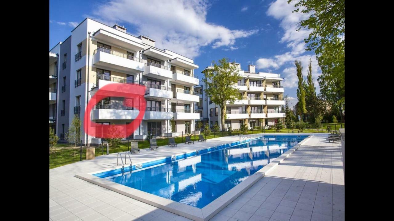 13 Apartment